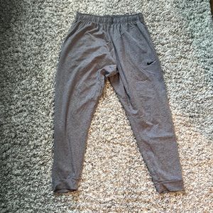 Men’s XL Grey Nike Dri-fit sweatpants